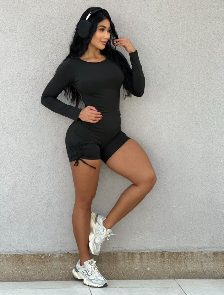 ENTERIZO CORTO MANGA LARGA